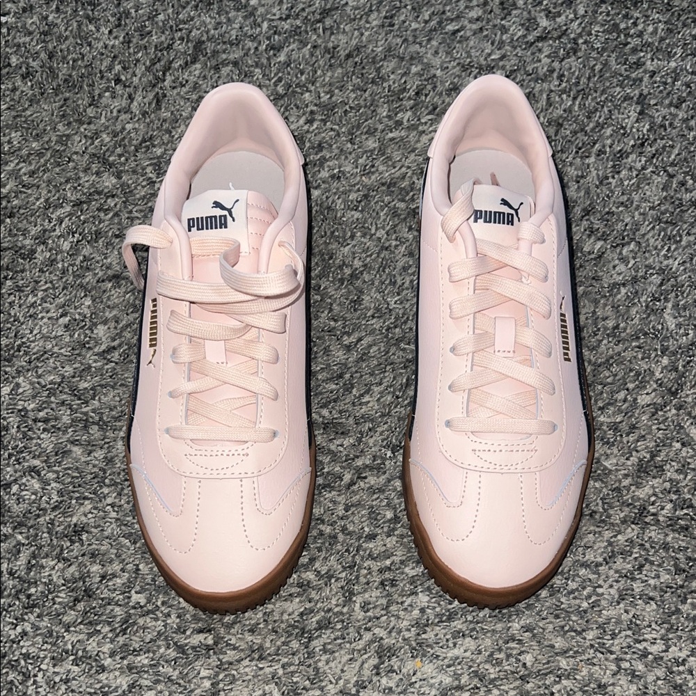 PUMA Women's Soft Pink Sneakers